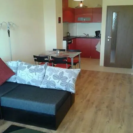 Osenovo Apartment Апартаменты Osenovo